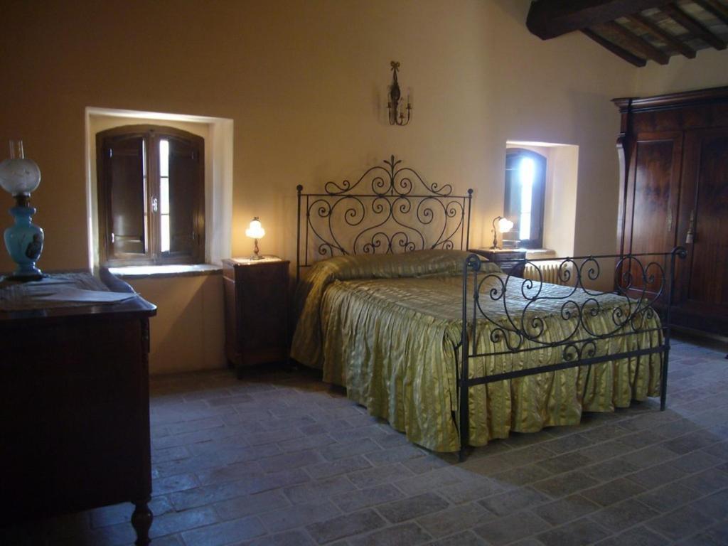 Borgo Storico Cisterna Villa Macerata Feltria Стая снимка